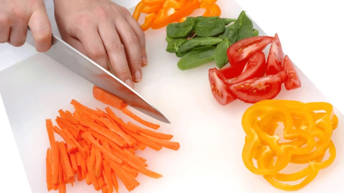 써는 방향만 바꿔도 달라지는 식감의 비밀